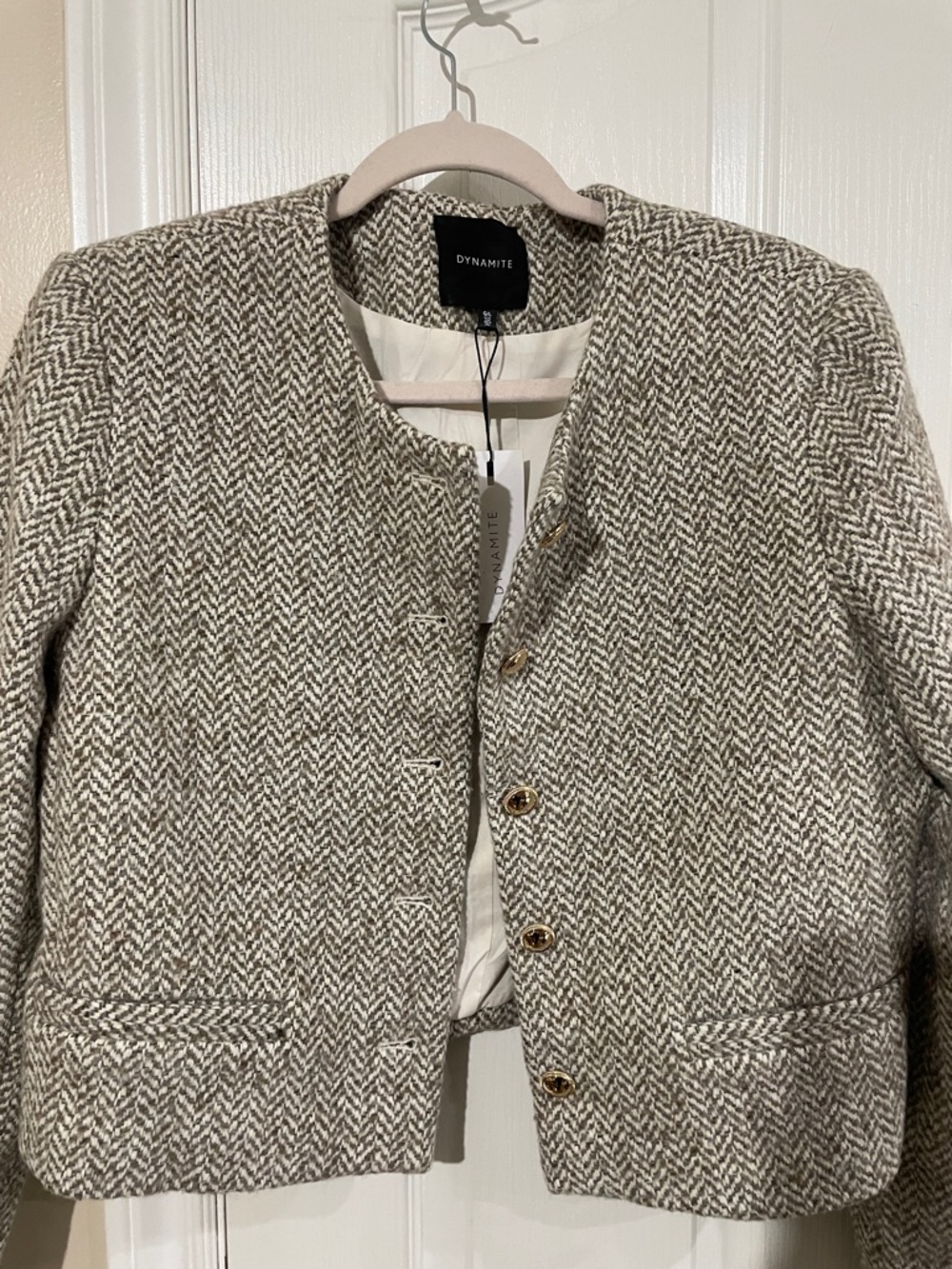 Dynamite Women's Cream and Gray Herringbone Collarless Blazer